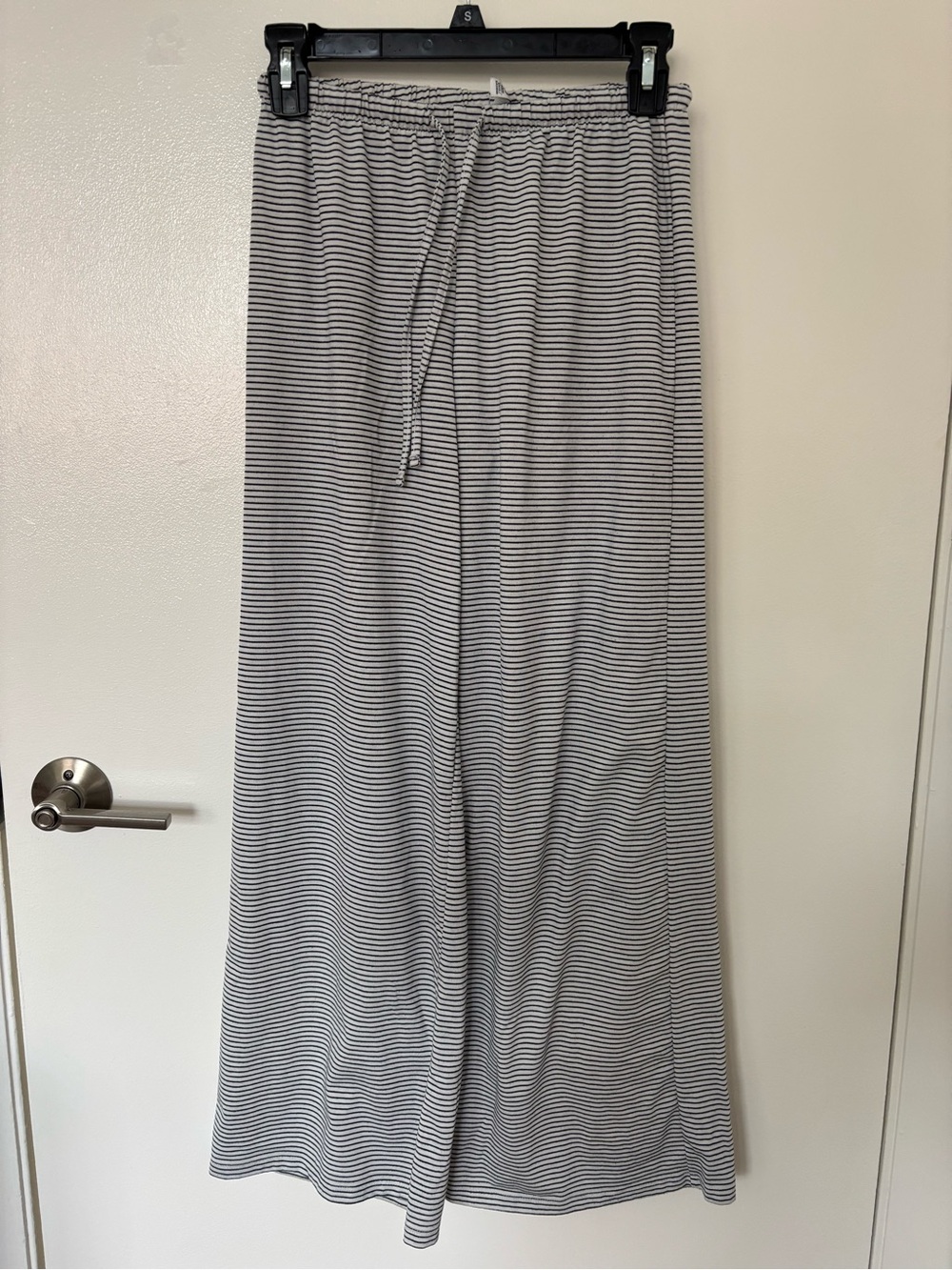 H&M Grey & White Striped Drawstring Lounge Pants